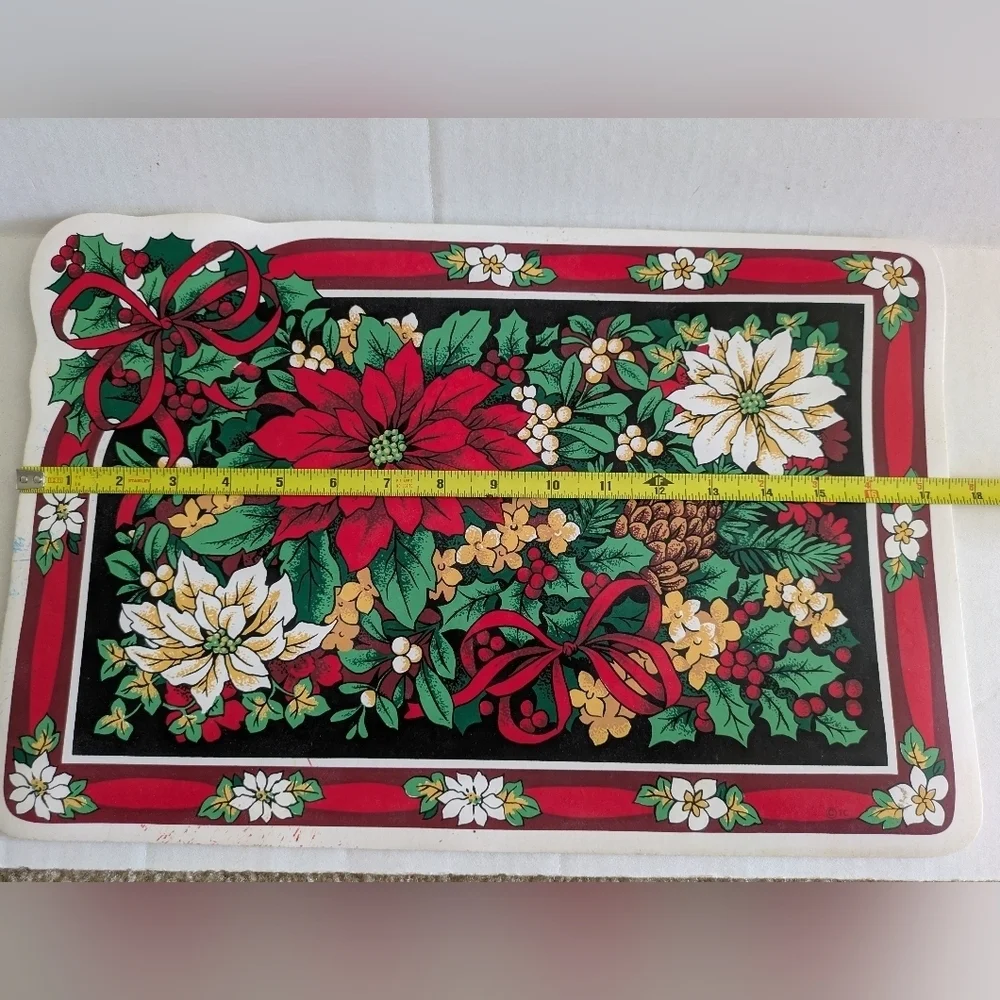 Set Of 4 Vintage Vinyl Christmas Poinsettia Placemats.  Town & Country